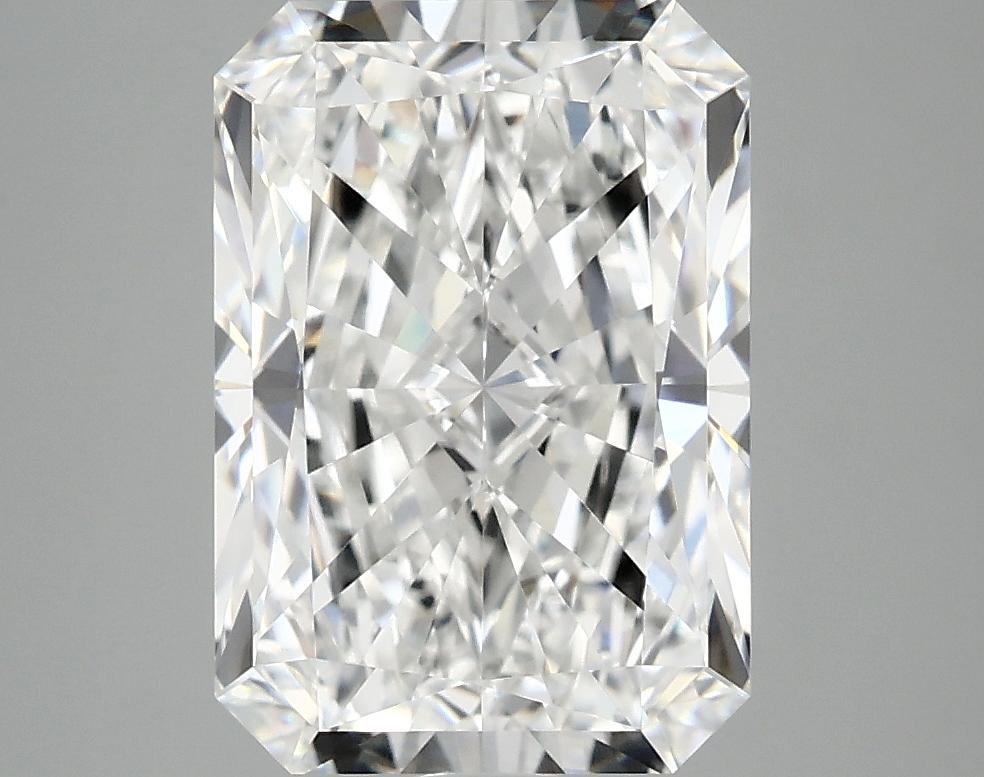 3.95 Carat Radiant Shaped Ideal Cut VVS2 IGI Certified Lab Grown Diamond