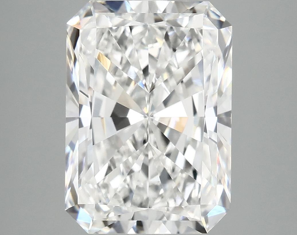 4.99 Carat Radiant Shaped Ideal Cut VVS2 IGI Certified Lab Grown Diamond