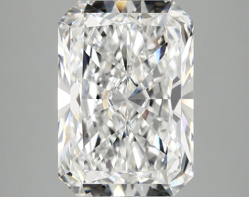 4.1 Carat Radiant Shaped Ideal Cut VVS2 IGI Certified Lab Grown Diamond