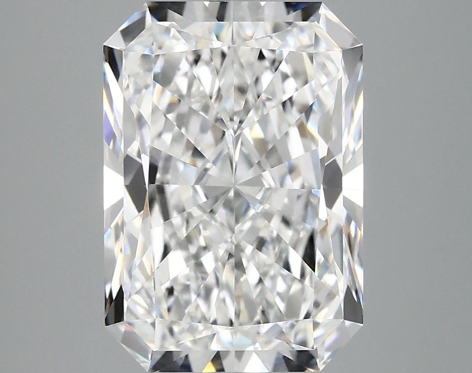 4.03 Carat Radiant Shaped Ideal Cut VVS2 IGI Certified Lab Grown Diamond