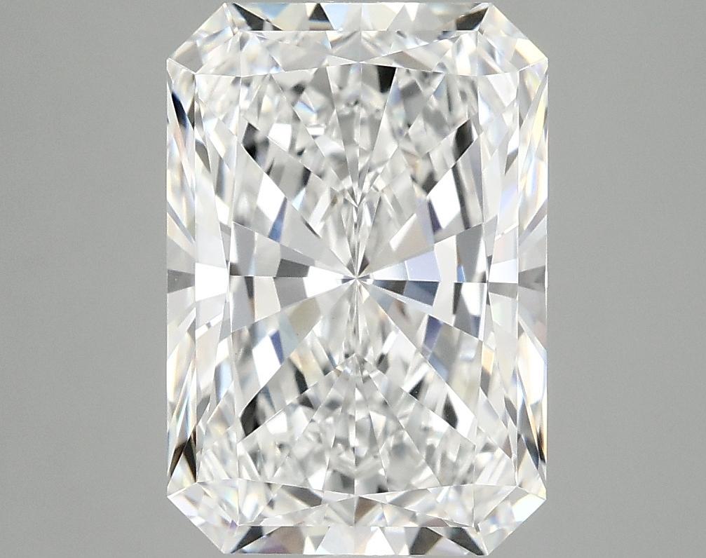 4.17 Carat Radiant Shaped Ideal Cut VVS2 IGI Certified Lab Grown Diamond