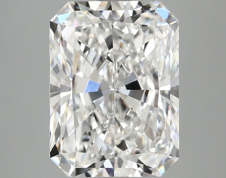 3.78 Carat Radiant Shaped Excellent Cut VS1 IGI Certified Lab Grown Diamond