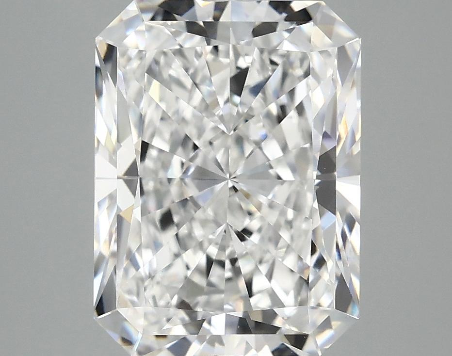 4.19 Carat Radiant Shaped Excellent Cut VVS2 IGI Certified Lab Grown Diamond