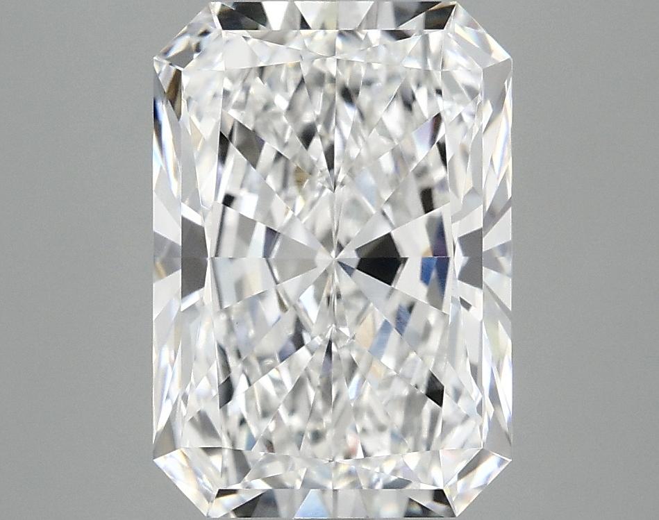 3.76 Carat Radiant Shaped Ideal Cut VVS2 IGI Certified Lab Grown Diamond