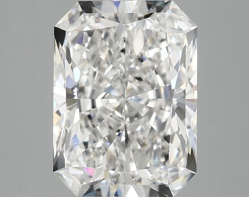 2.5 Carat Radiant Shaped Excellent Cut VS1 IGI Certified Lab Grown Diamond