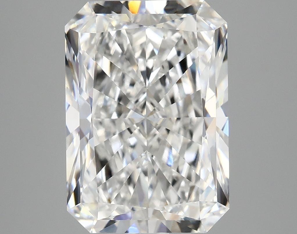 4.81 Carat Radiant Shaped Ideal Cut VVS2 IGI Certified Lab Grown Diamond
