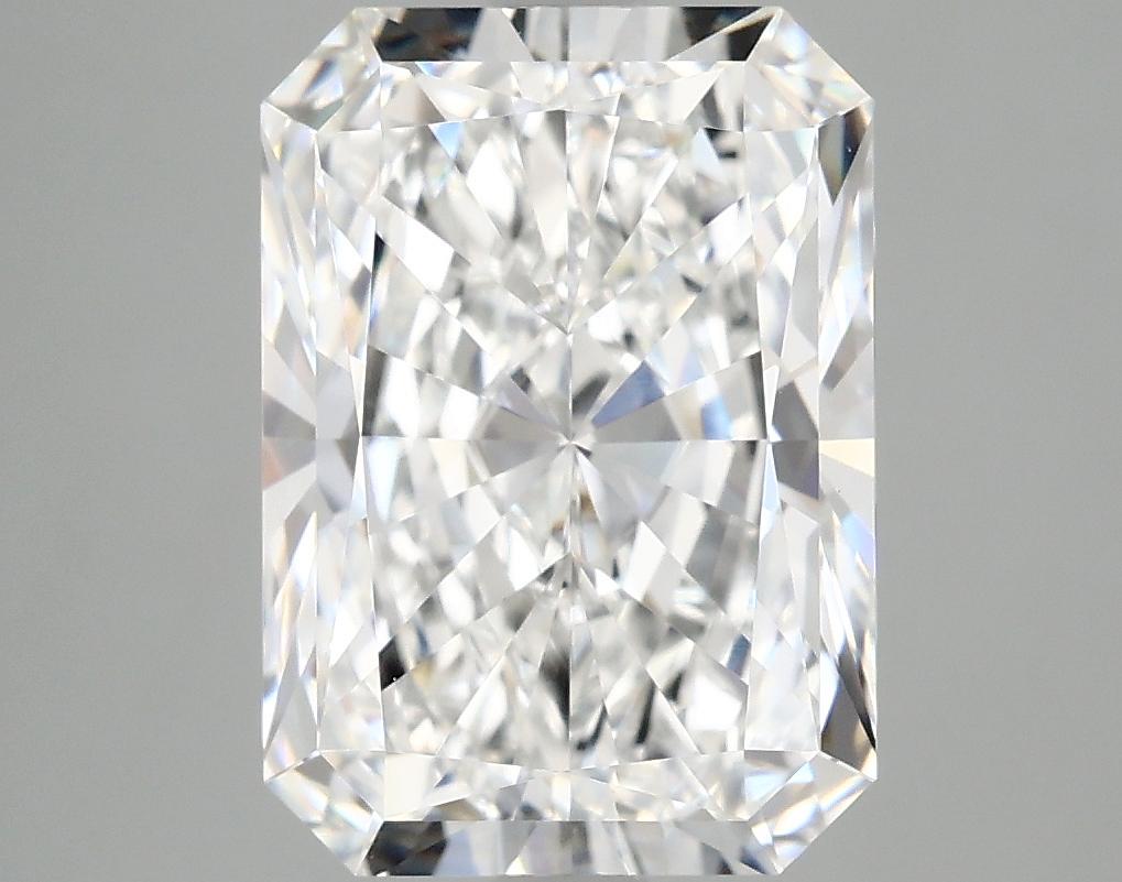 4.74 Carat Radiant Shaped Ideal Cut VVS2 IGI Certified Lab Grown Diamond