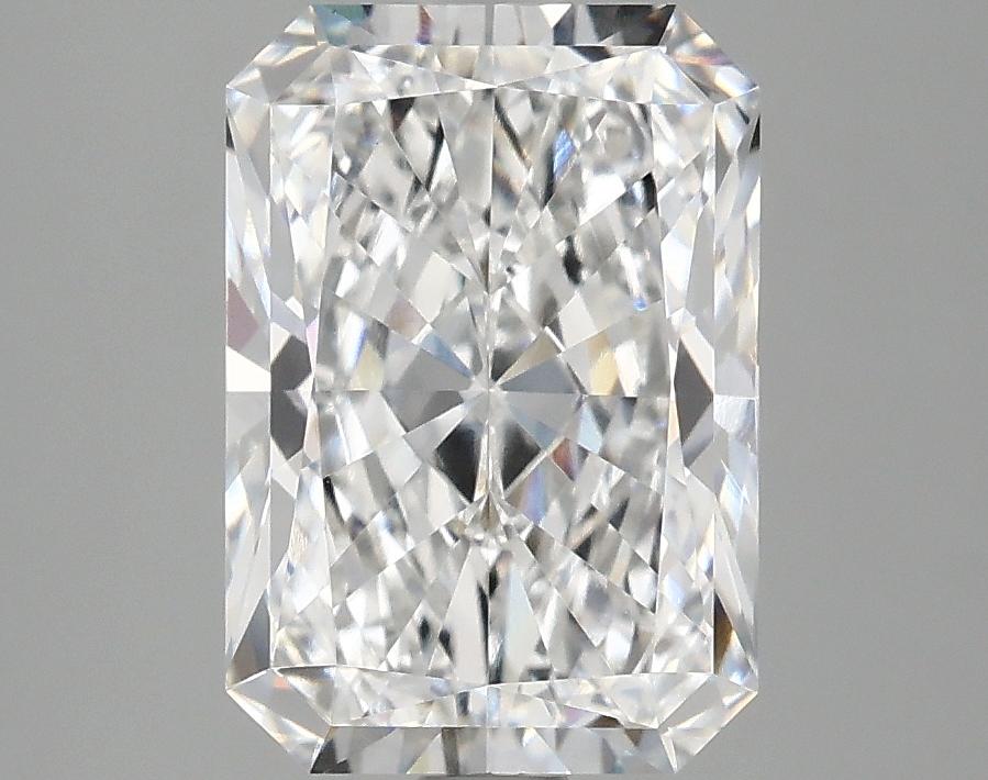 3.1 Carat Radiant Shaped Ideal Cut VVS2 IGI Certified Lab Grown Diamond