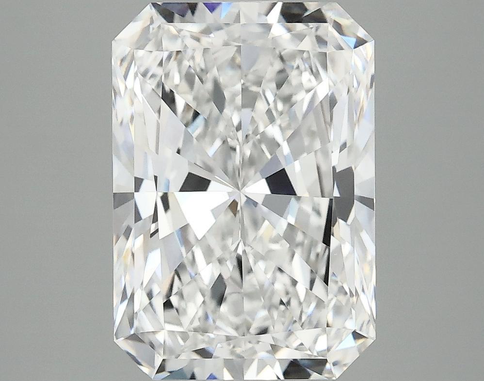 3.93 Carat Radiant Shaped Ideal Cut VVS2 IGI Certified Lab Grown Diamond