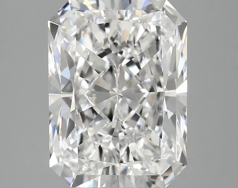 2.97 Carat Radiant Shaped Excellent Cut VVS2 IGI Certified Lab Grown Diamond