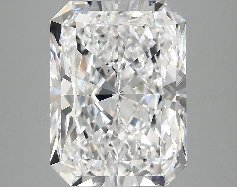 4.06 Carat Radiant Shaped Excellent Cut VVS2 IGI Certified Lab Grown Diamond