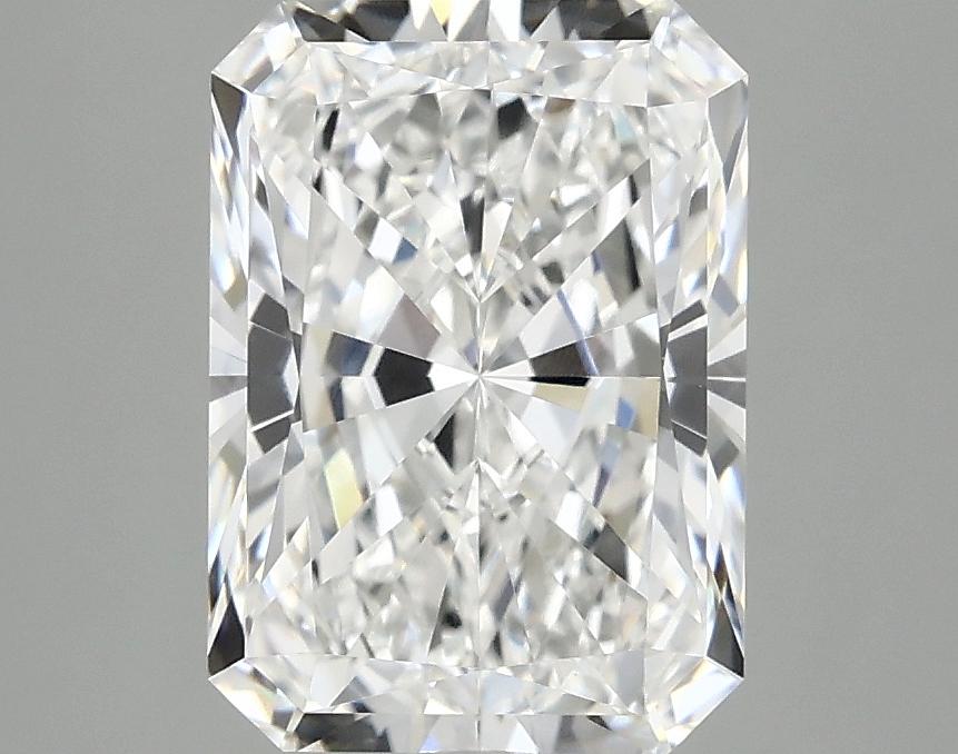 3.09 Carat Radiant Shaped Ideal Cut VVS2 IGI Certified Lab Grown Diamond
