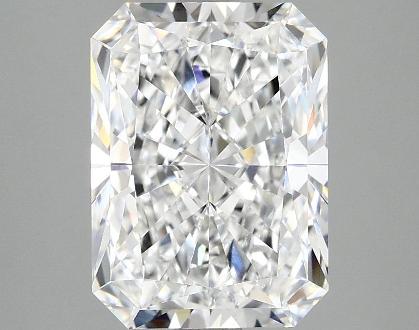 3.08 Carat Radiant Shaped Excellent Cut VVS2 IGI Certified Lab Grown Diamond