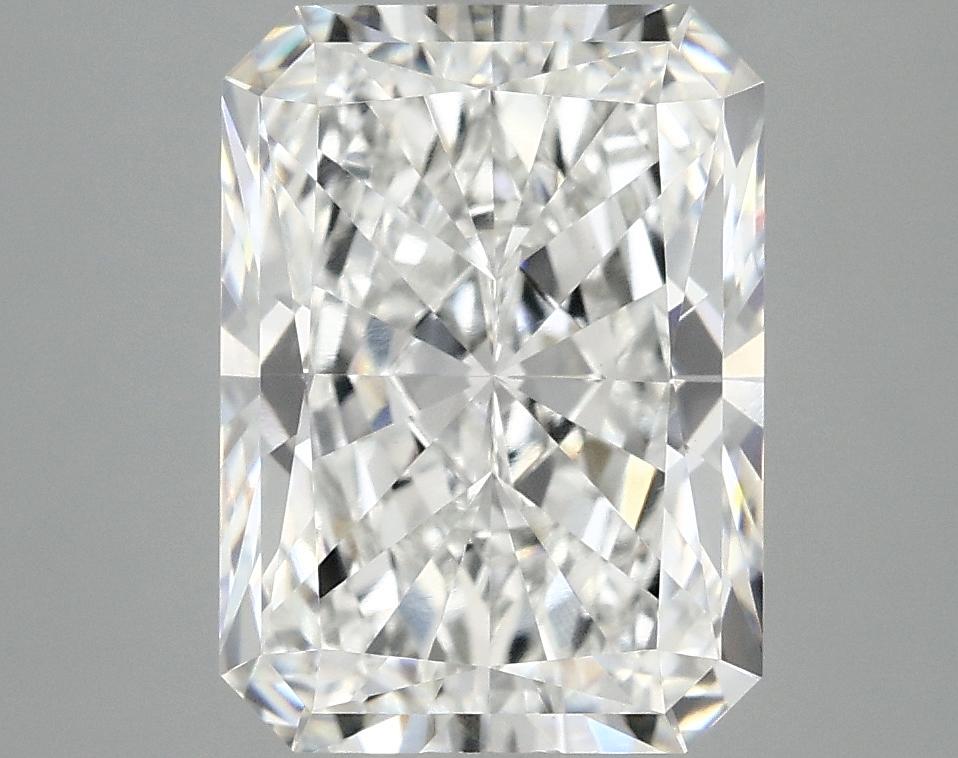 3.99 Carat Radiant Shaped Excellent Cut VVS2 IGI Certified Lab Grown Diamond