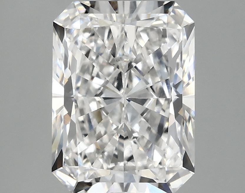 2.99 Carat Radiant Shaped Excellent Cut VVS2 IGI Certified Lab Grown Diamond
