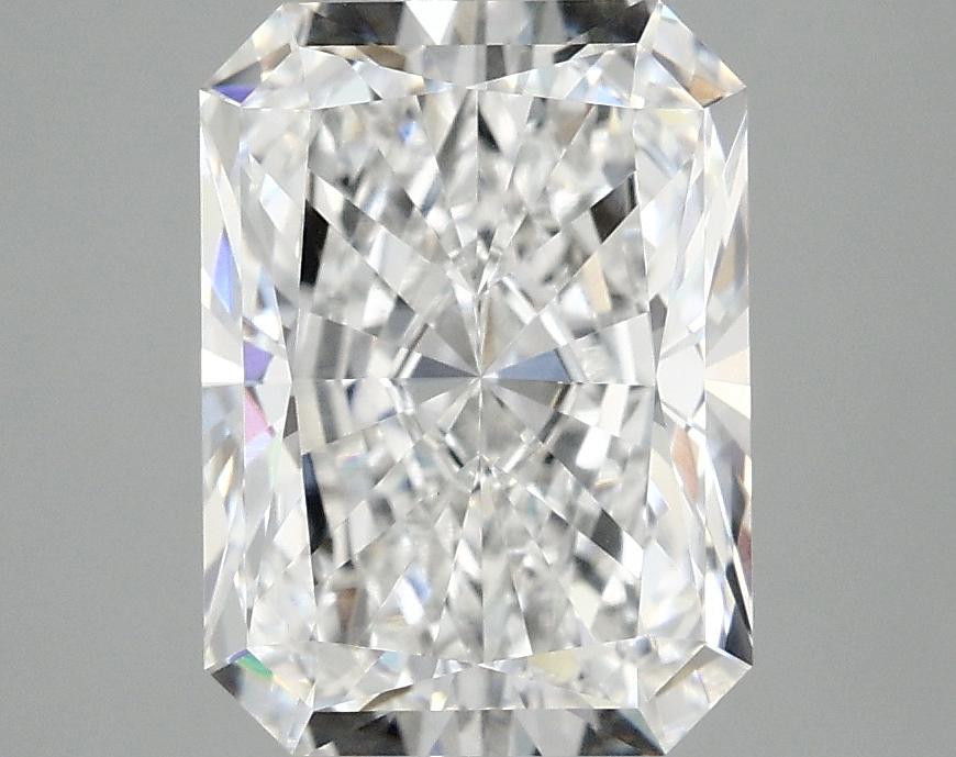 2.92 Carat Radiant Shaped Excellent Cut VVS2 IGI Certified Lab Grown Diamond