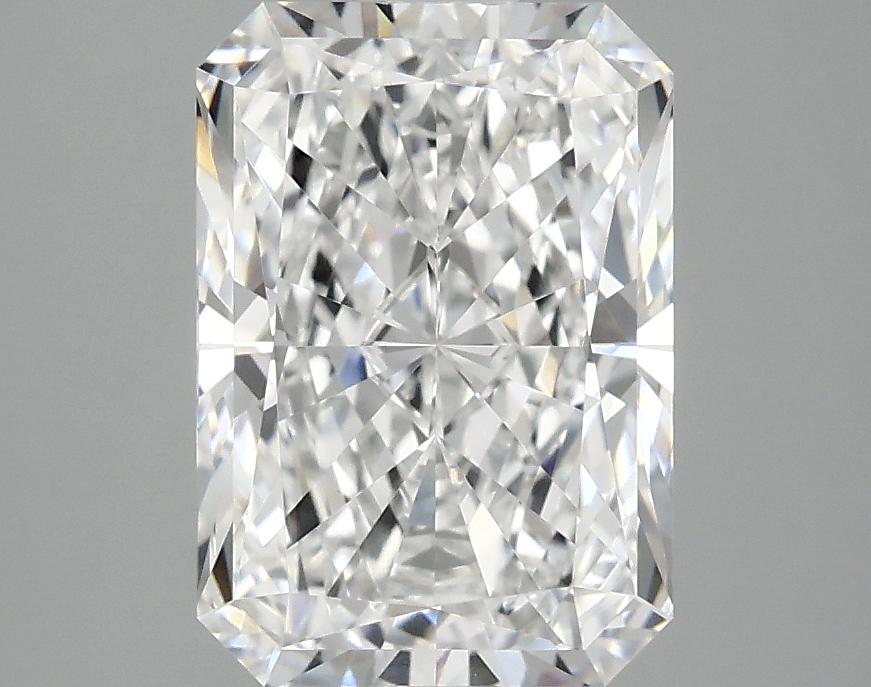 3.07 Carat Radiant Shaped Ideal Cut VVS2 IGI Certified Lab Grown Diamond