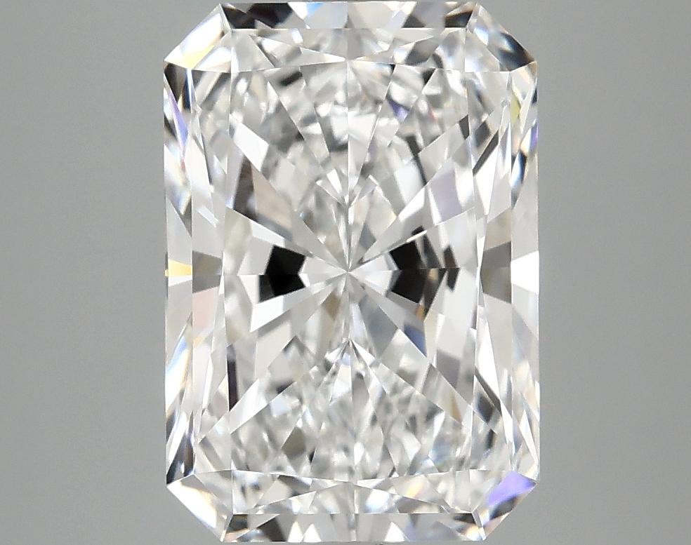 3.95 Carat Radiant Shaped Ideal Cut VVS2 IGI Certified Lab Grown Diamond