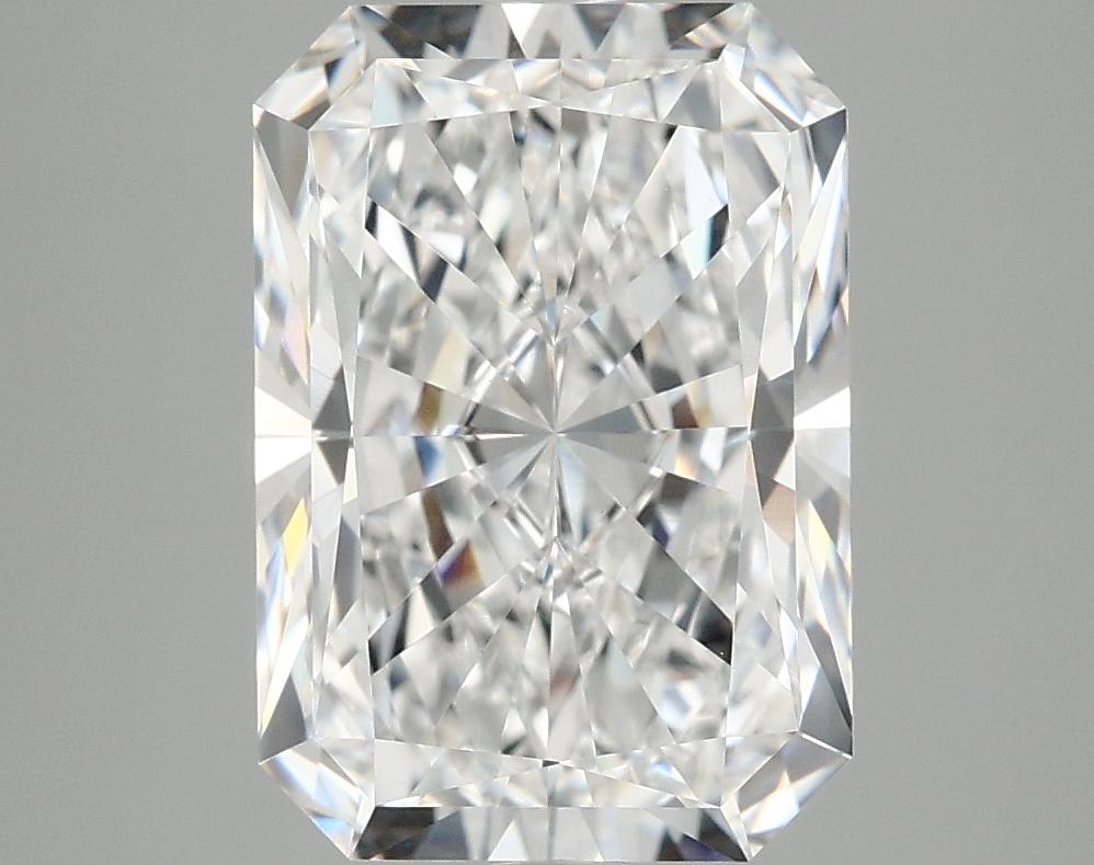 4.17 Carat Radiant Shaped Ideal Cut VVS2 IGI Certified Lab Grown Diamond