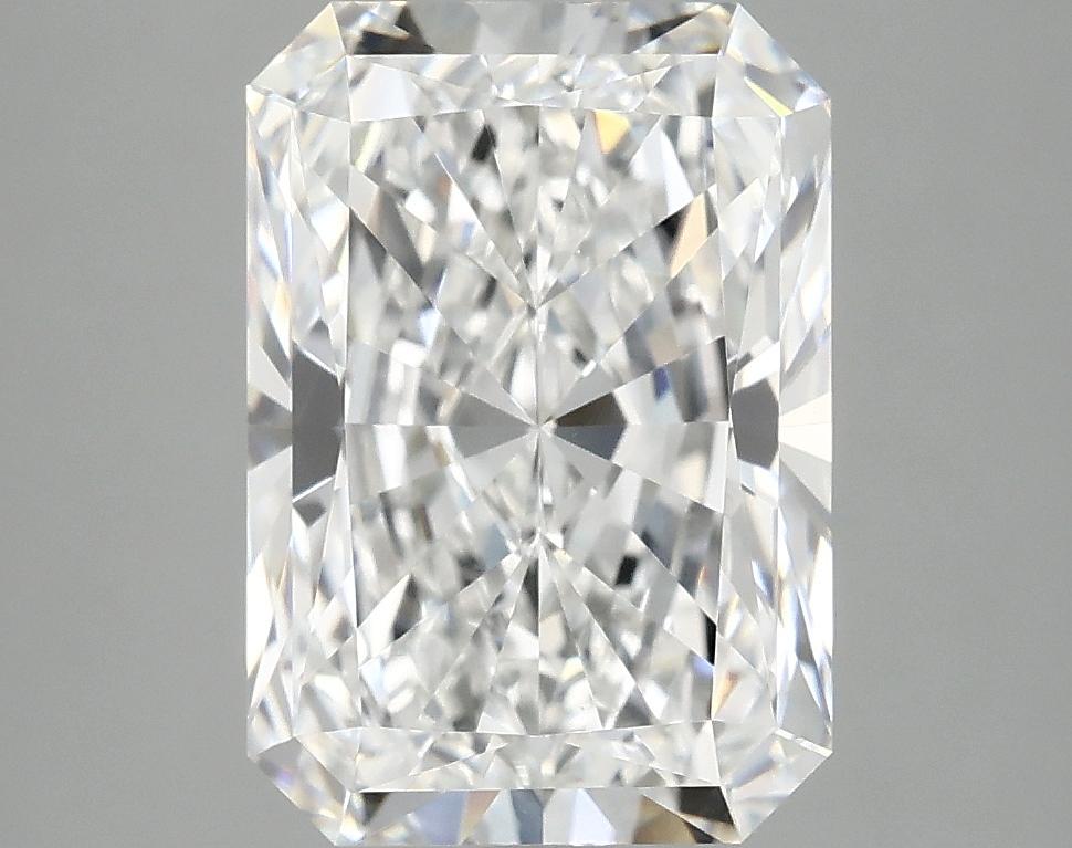 4.13 Carat Radiant Shaped Ideal Cut VVS2 IGI Certified Lab Grown Diamond