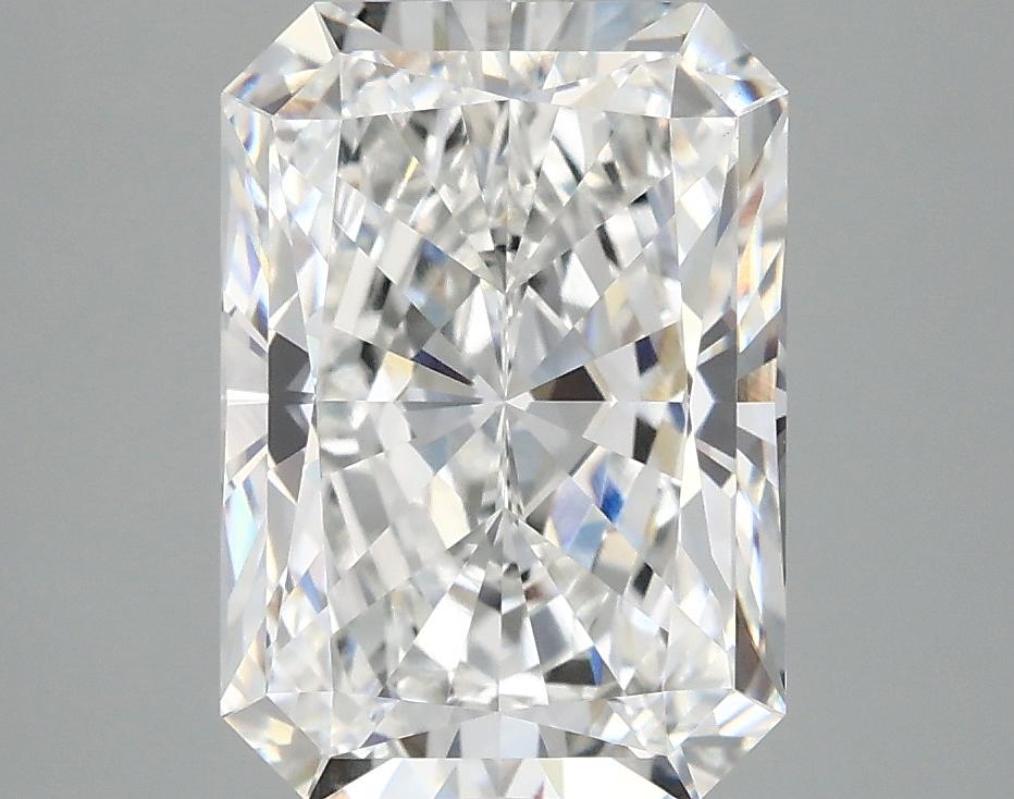 3.82 Carat Radiant Shaped Ideal Cut VVS2 IGI Certified Lab Grown Diamond