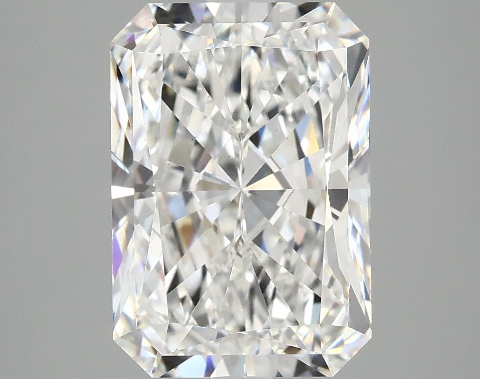 4.15 Carat Radiant Shaped Ideal Cut VS2 IGI Certified Lab Grown Diamond