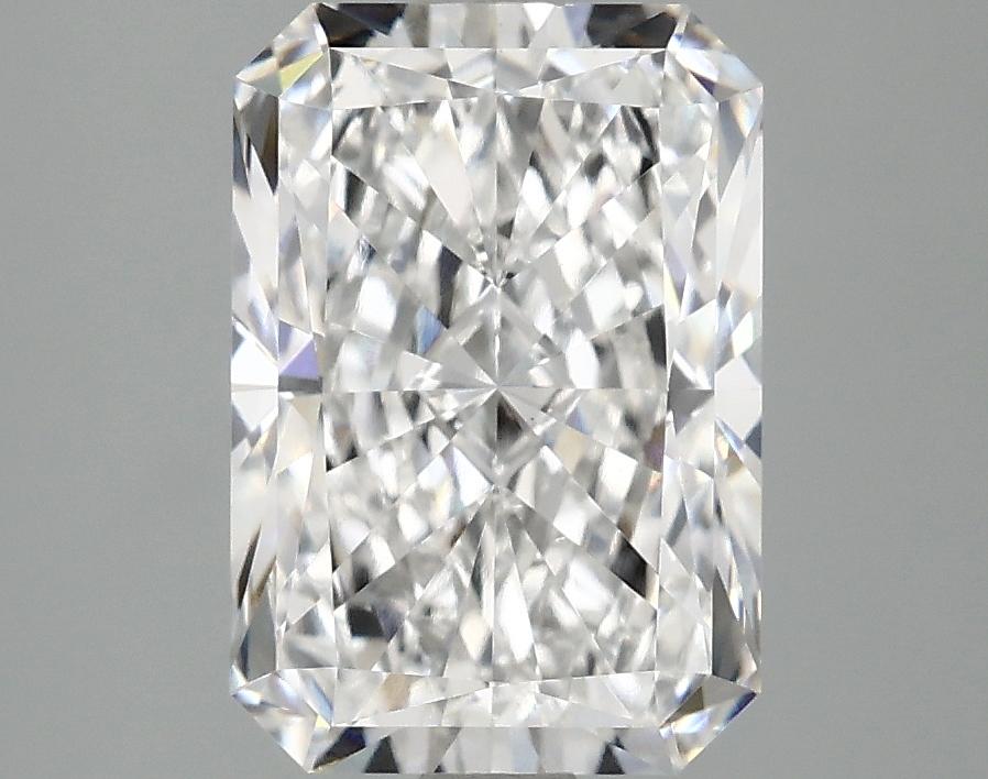 3.08 Carat Radiant Shaped Ideal Cut VVS2 IGI Certified Lab Grown Diamond