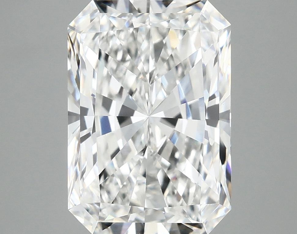 4.09 Carat Radiant Shaped Ideal Cut VVS2 IGI Certified Lab Grown Diamond