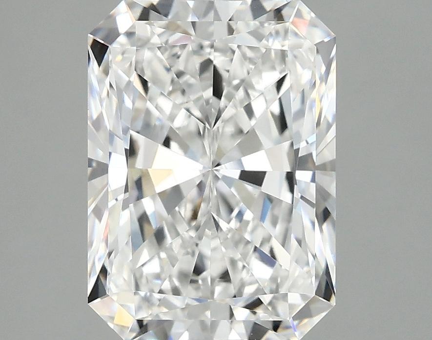 3.1 Carat Radiant Shaped Excellent Cut VVS2 IGI Certified Lab Grown Diamond