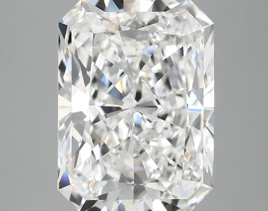 4.04 Carat Radiant Shaped Excellent Cut VVS2 IGI Certified Lab Grown Diamond