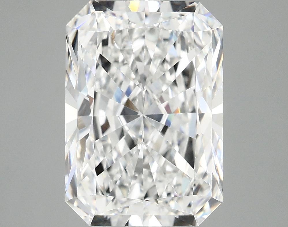 4.04 Carat Radiant Shaped Ideal Cut VVS2 IGI Certified Lab Grown Diamond