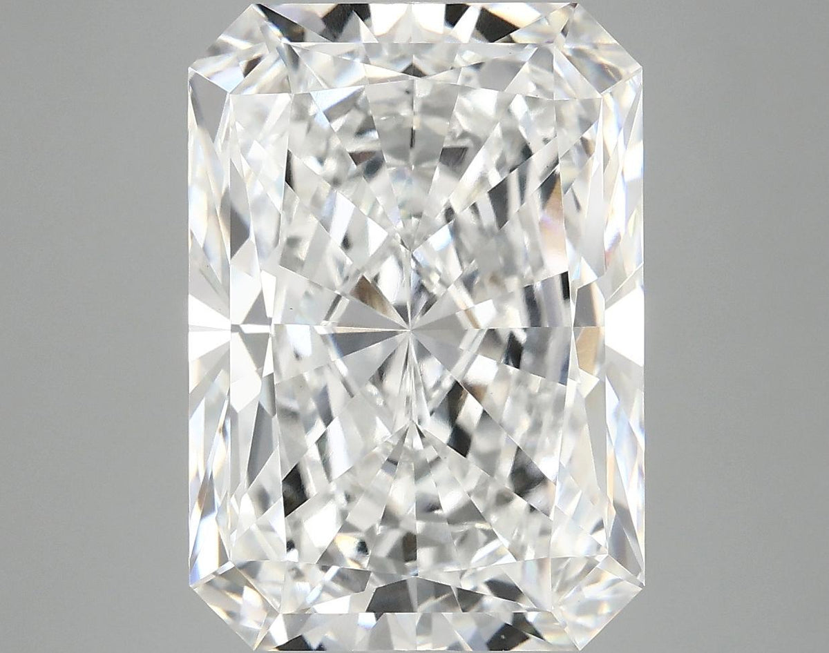 8.15 Carat Radiant Shaped Ideal Cut VS1 IGI Certified Lab Grown Diamond