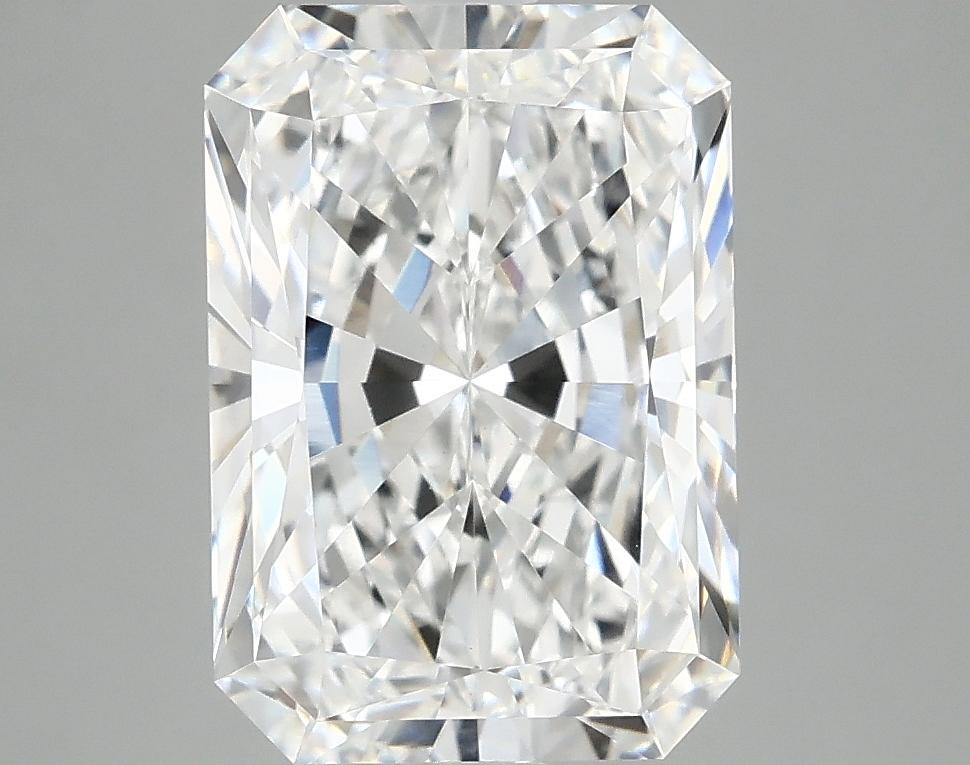 4.1 Carat Radiant Shaped Ideal Cut VVS2 IGI Certified Lab Grown Diamond