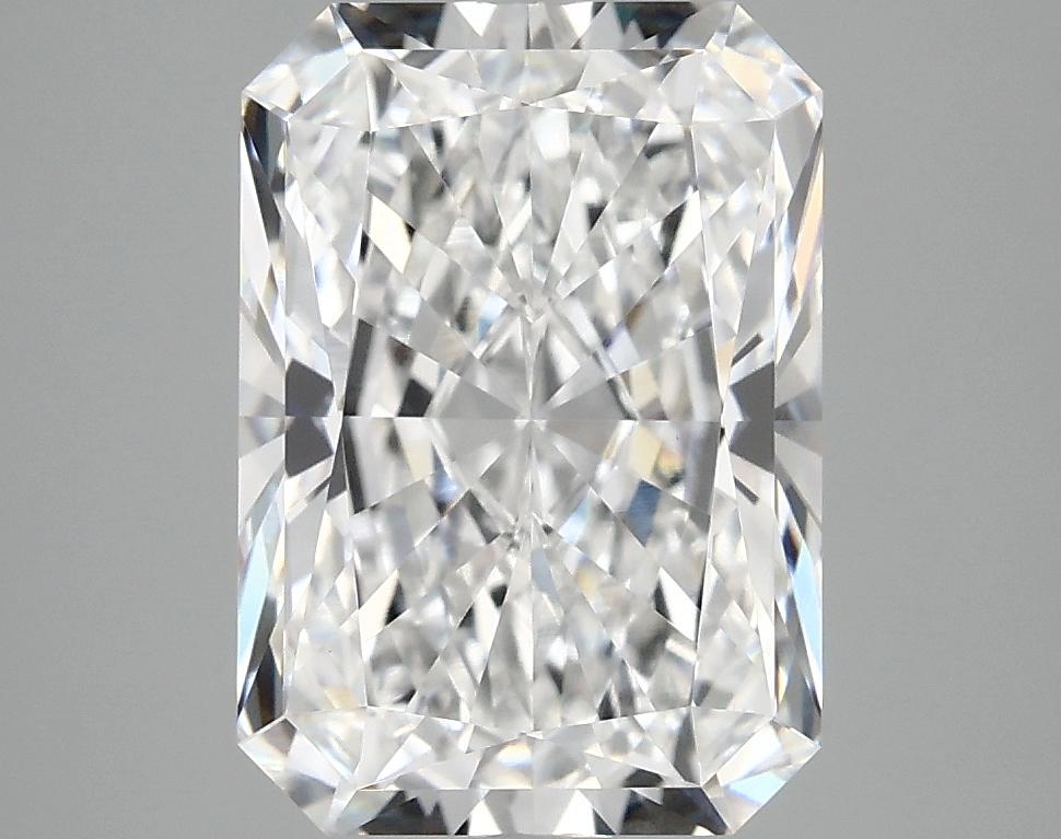 4.05 Carat Radiant Shaped Ideal Cut VS1 IGI Certified Lab Grown Diamond