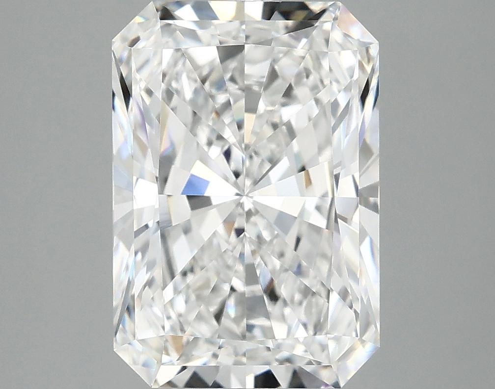 4.1 Carat Radiant Shaped Ideal Cut VVS2 IGI Certified Lab Grown Diamond
