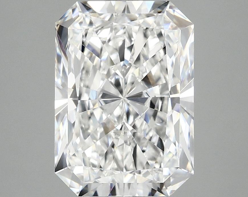 3.02 Carat Radiant Shaped Ideal Cut VVS2 IGI Certified Lab Grown Diamond
