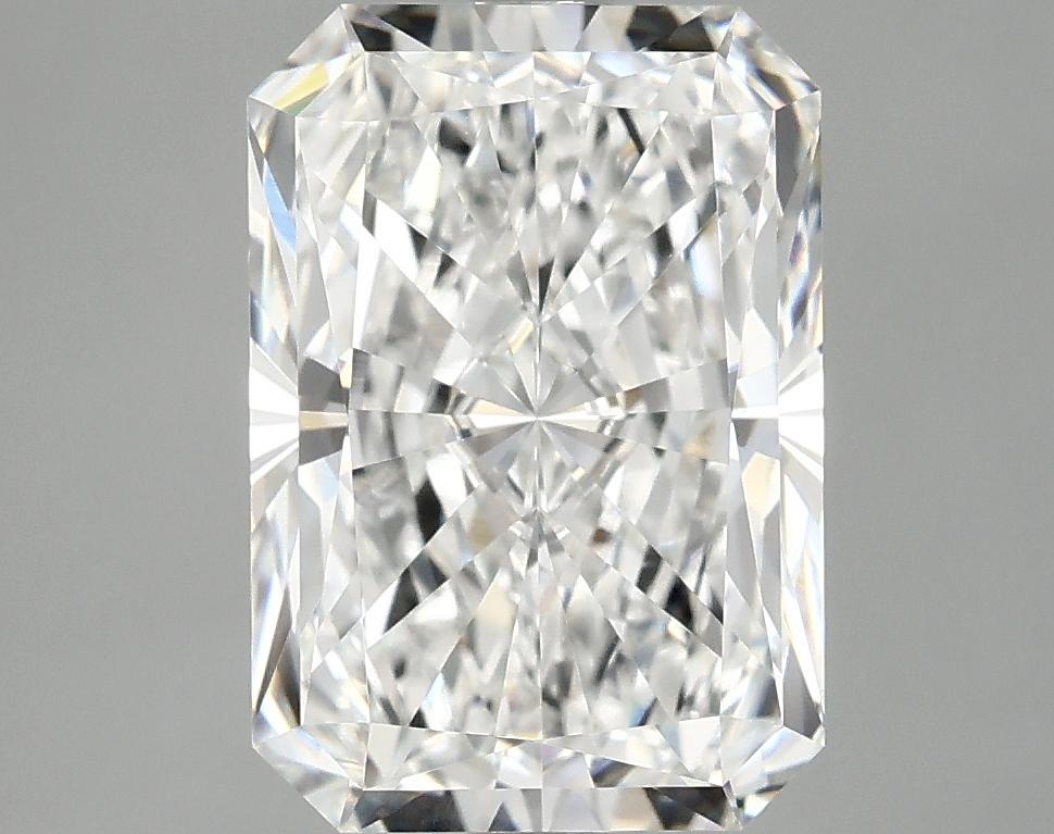 3.95 Carat Radiant Shaped Ideal Cut VVS2 IGI Certified Lab Grown Diamond