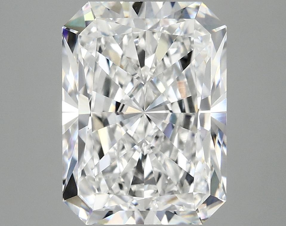 4.09 Carat Radiant Shaped Excellent Cut VVS2 IGI Certified Lab Grown Diamond