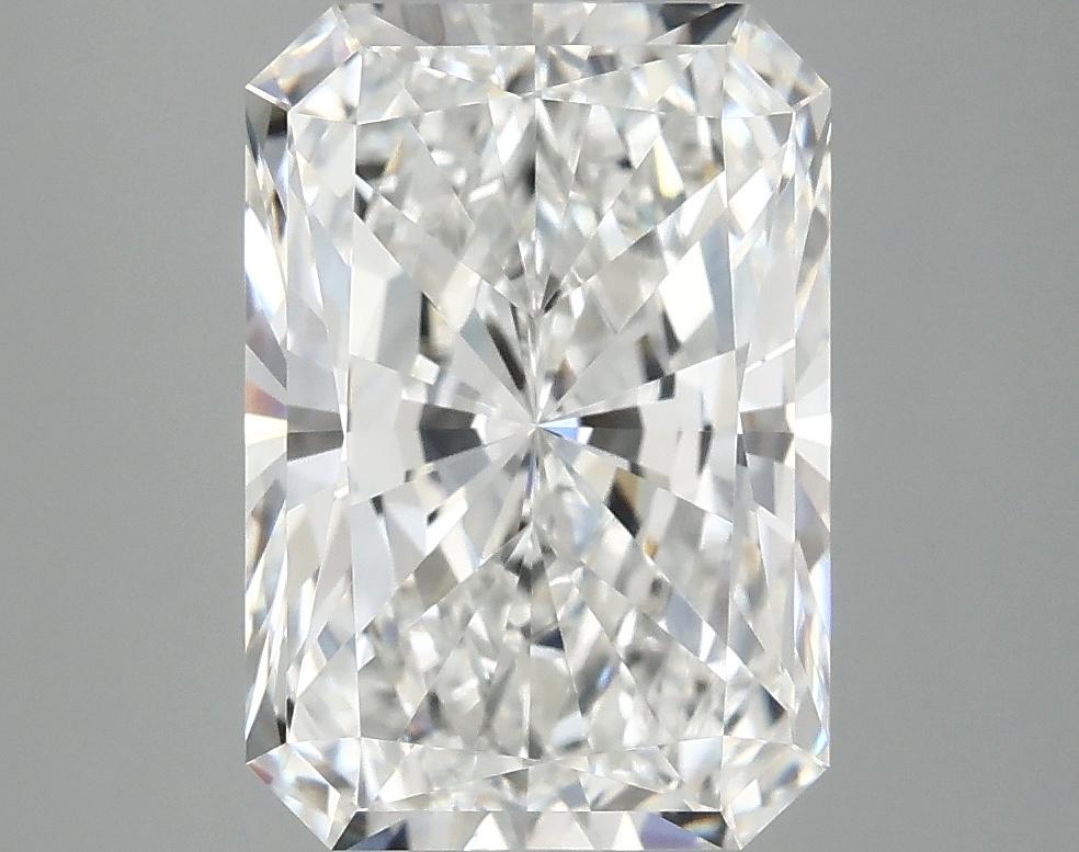 4.15 Carat Radiant Shaped Ideal Cut VVS2 IGI Certified Lab Grown Diamond