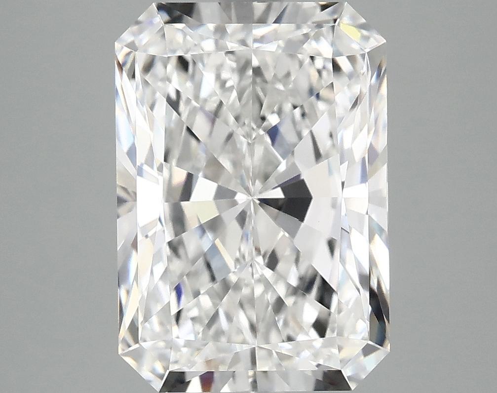 4.05 Carat Radiant Shaped Ideal Cut VVS2 IGI Certified Lab Grown Diamond