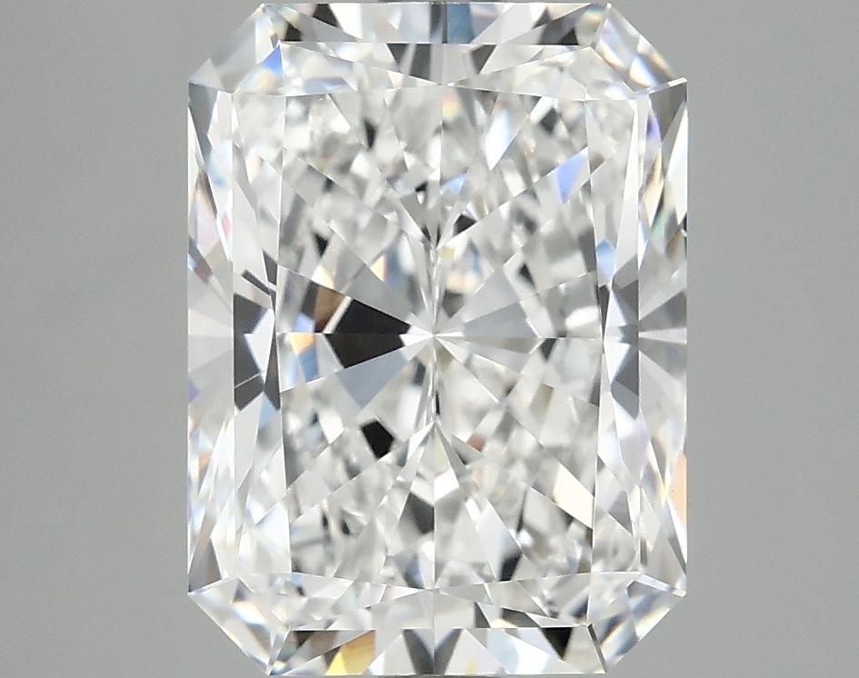 3.93 Carat Radiant Shaped Excellent Cut VS1 IGI Certified Lab Grown Diamond