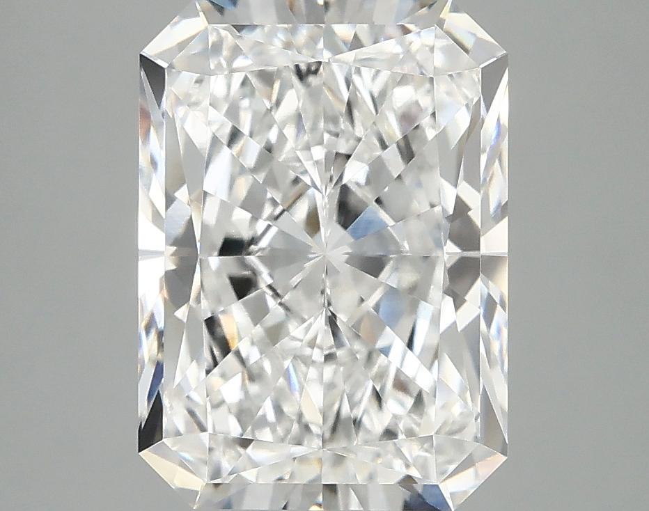 4.07 Carat Radiant Shaped Ideal Cut VVS2 IGI Certified Lab Grown Diamond