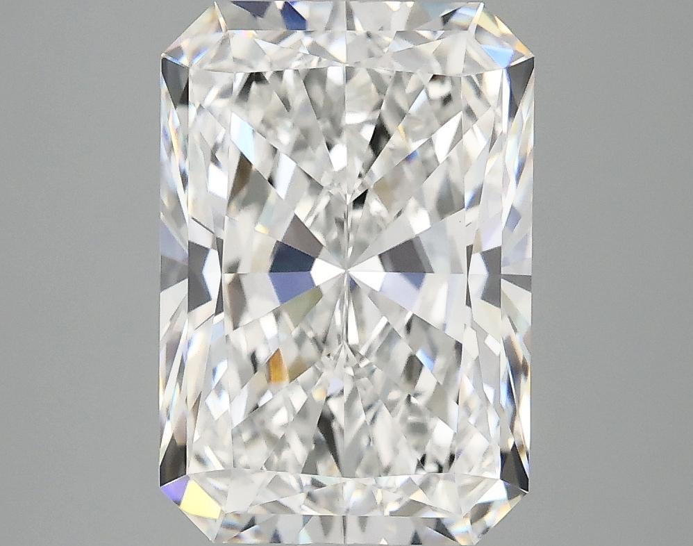 4.04 Carat Radiant Shaped Ideal Cut VVS2 IGI Certified Lab Grown Diamond
