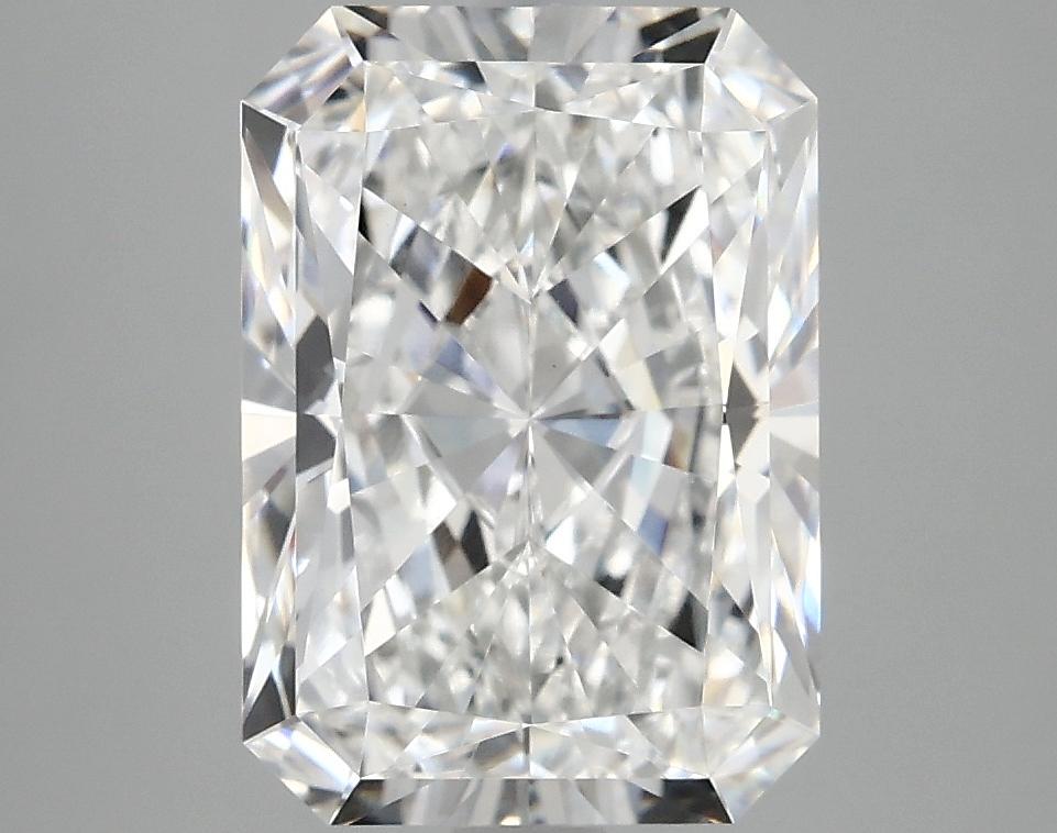 3.94 Carat Radiant Shaped Ideal Cut VVS2 IGI Certified Lab Grown Diamond