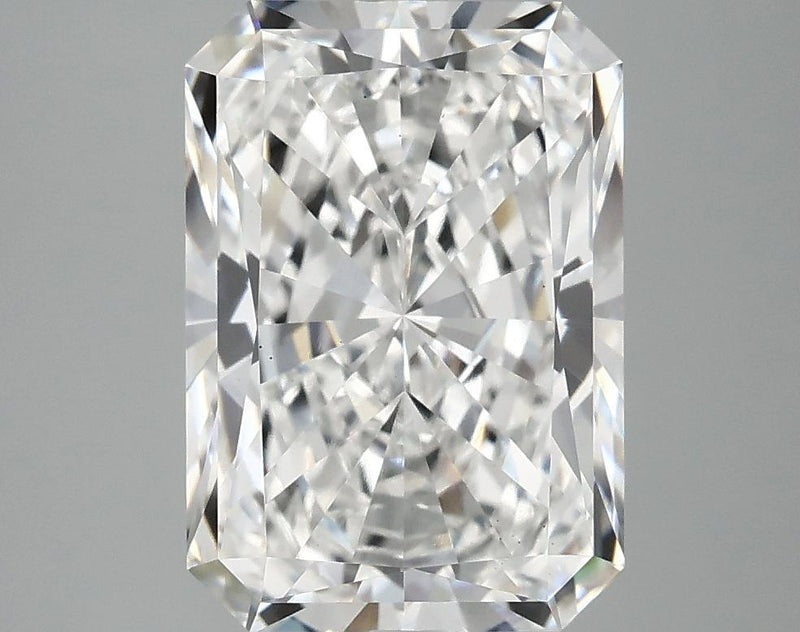 4.24 Carat Radiant Shaped Ideal Cut VS1 IGI Certified Lab Grown Diamond