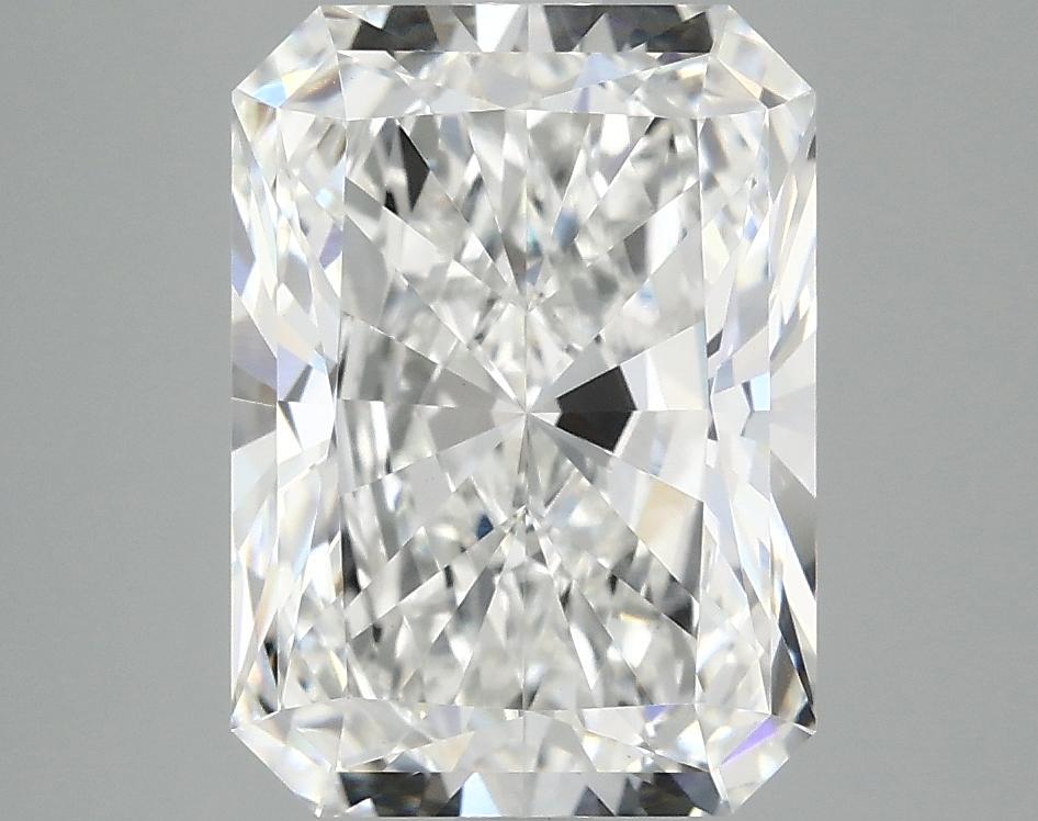 3.95 Carat Radiant Shaped Excellent Cut VS1 IGI Certified Lab Grown Diamond