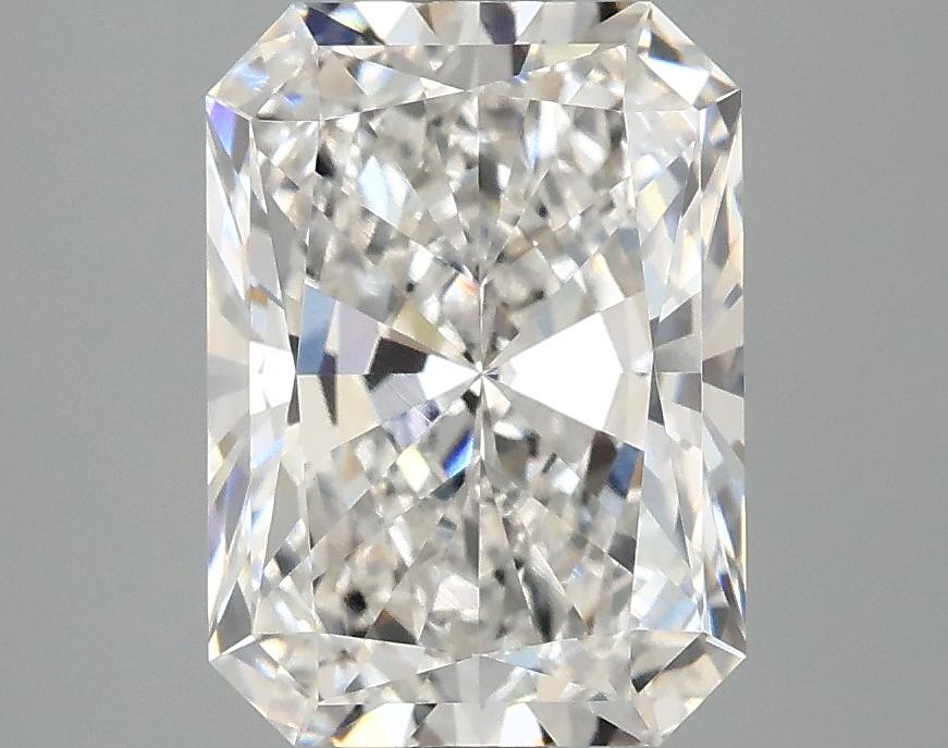 3.1 Carat Radiant Shaped Excellent Cut VVS2 IGI Certified Lab Grown Diamond
