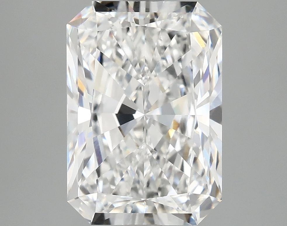 4.0 Carat Radiant Shaped Ideal Cut VVS2 IGI Certified Lab Grown Diamond