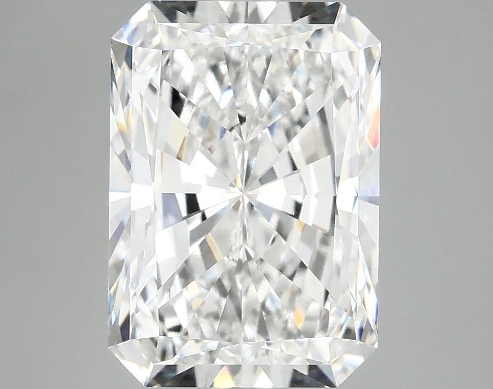 4.1 Carat Radiant Shaped Ideal Cut VVS2 IGI Certified Lab Grown Diamond
