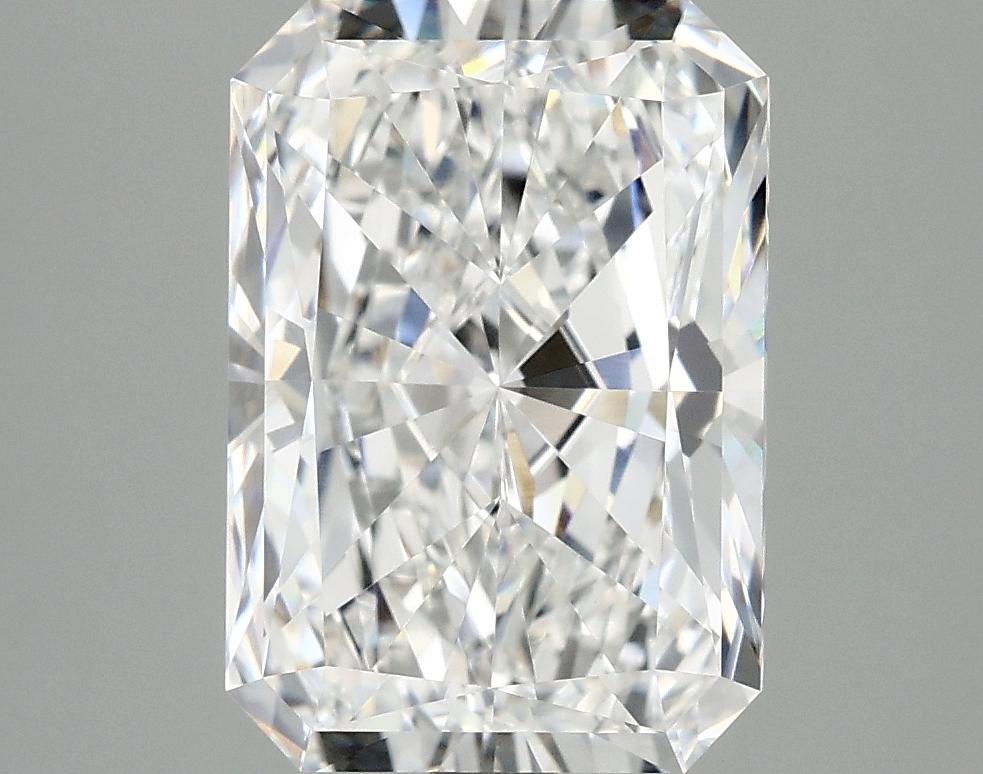 3.9 Carat Radiant Shaped Ideal Cut VVS2 IGI Certified Lab Grown Diamond